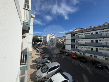 Apartamento T1 para Arrendamento em Oeiras e São Julião da Barra, Paço de Arcos e Caxias
