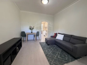 Apartamento T1 para Arrendamento em Oeiras e São Julião da Barra, Paço de Arcos e Caxias