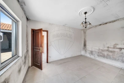 Moradia T2 para Venda em Soza