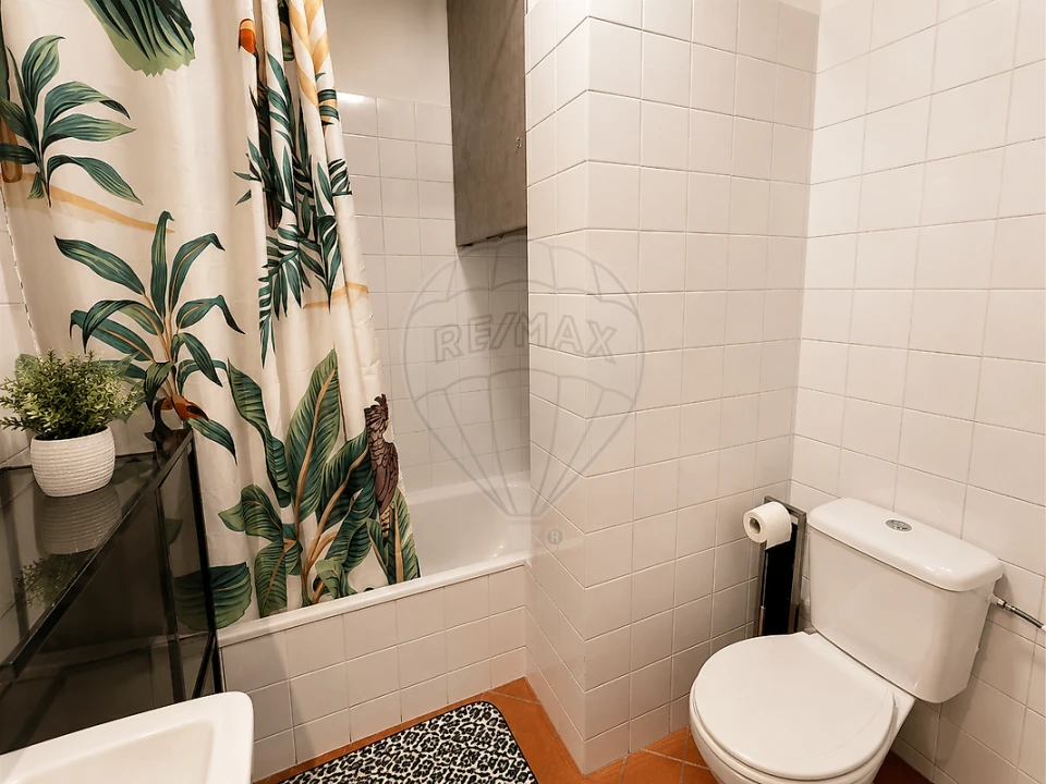 Apartamento T2 para Venda em Vilar de Andorinho Foto 10