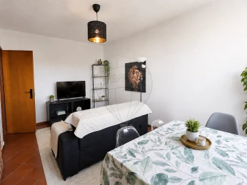 Apartamento T2 para Venda em Vilar de Andorinho