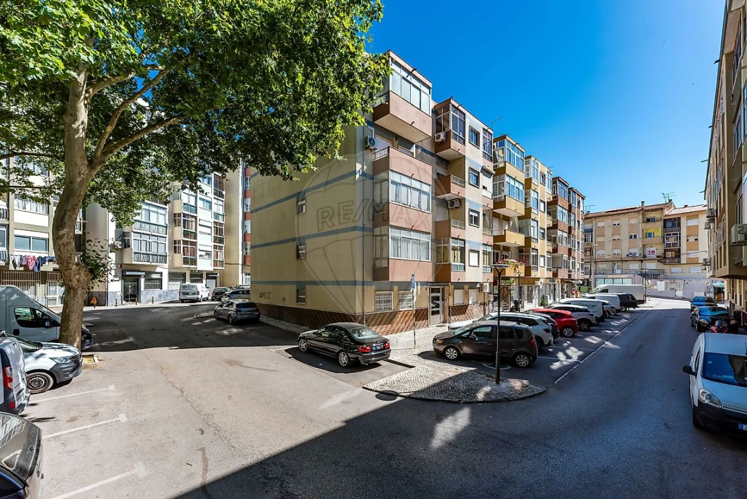 Apartamento T2 para Venda em Seixal, Arrentela e Aldeia de Paio Pires Foto 20