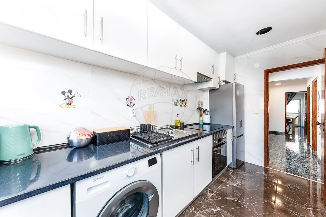Apartamento T2 para Venda em Seixal, Arrentela e Aldeia de Paio Pires Foto 12