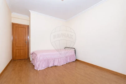 Apartamento T3 para Venda em Vale da Pedra