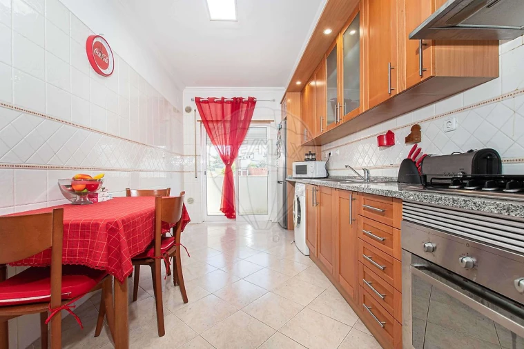 Apartamento T3 para Venda em Vale da Pedra Foto 9