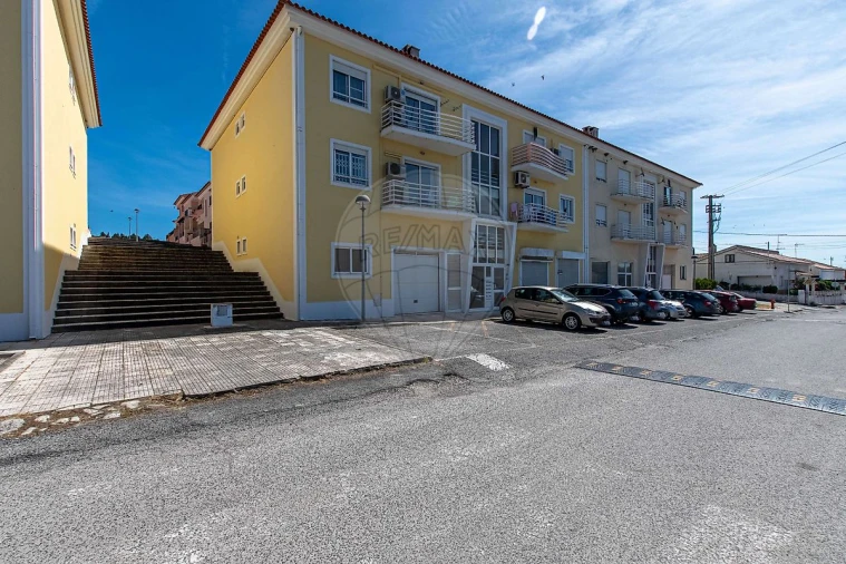 Apartamento T3 para Venda em Vale da Pedra Foto 5
