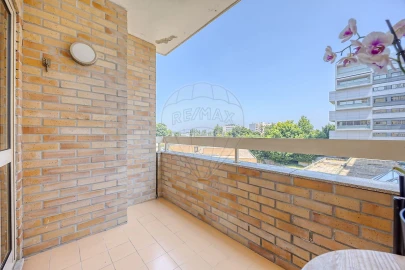 Apartamento T3 para Venda em Cidade da Maia