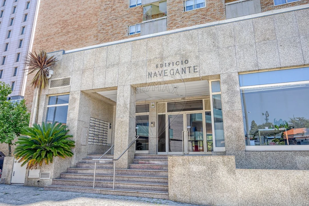Apartamento T3 para Venda em Cidade da Maia Foto 32