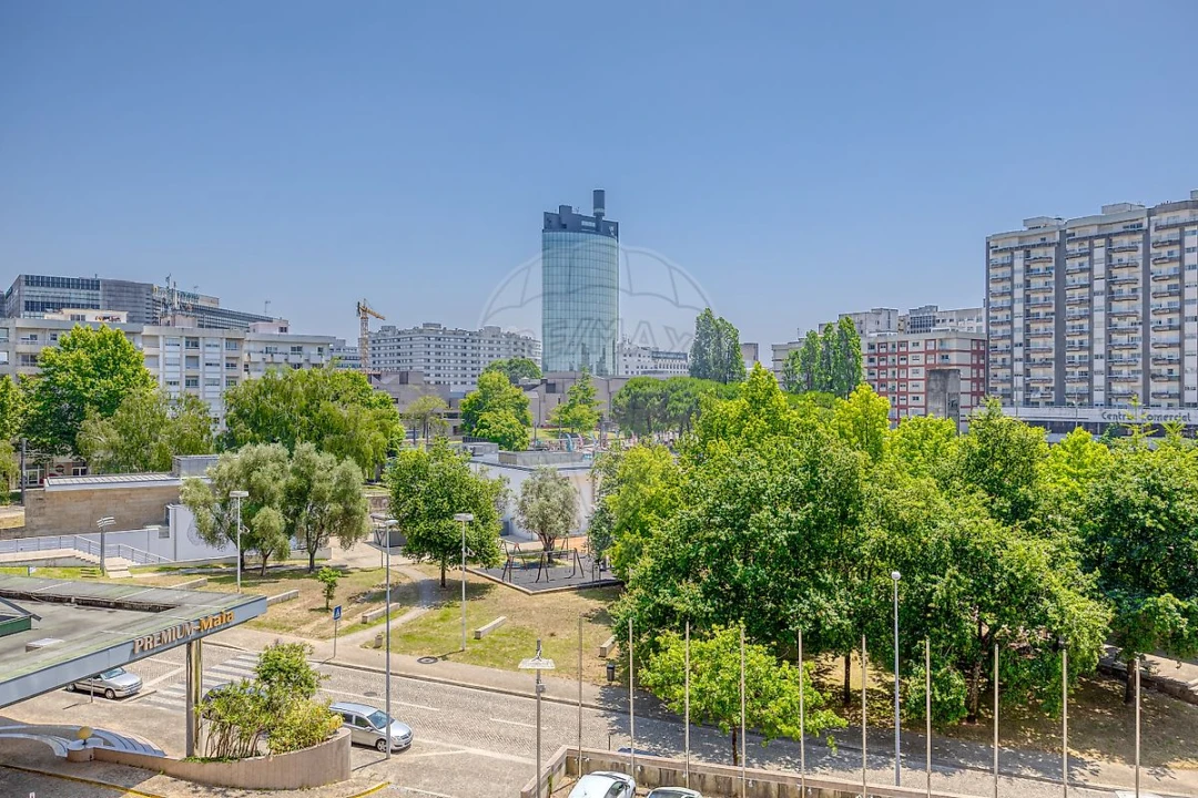 Apartamento T3 para Venda em Cidade da Maia Foto 23