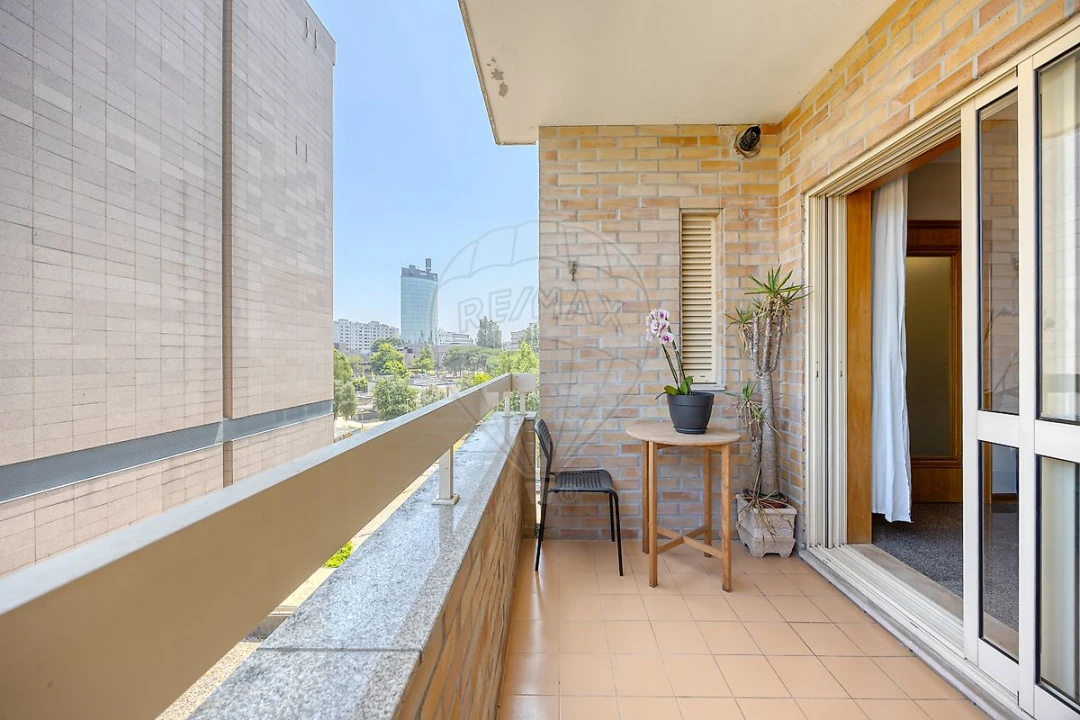 Apartamento T3 para Venda em Cidade da Maia Foto 9