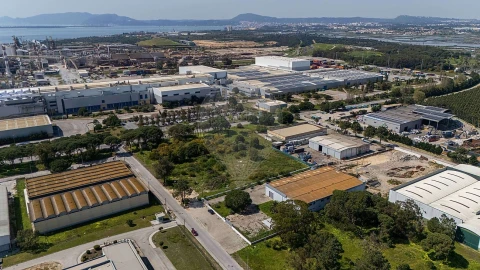 Armazém para Venda em Sado