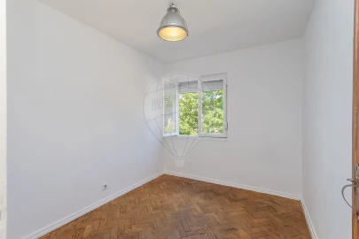 Apartamento T3 para Venda em Olivais