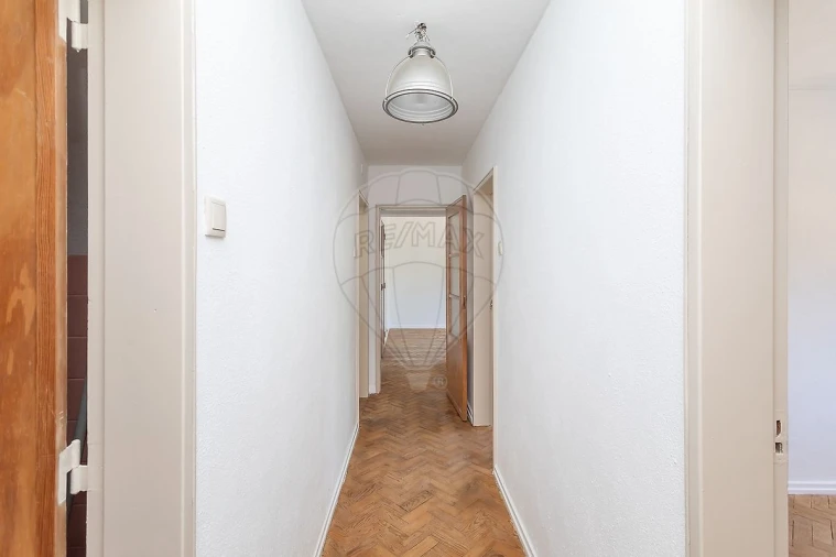Apartamento T3 para Venda em Olivais Foto 10