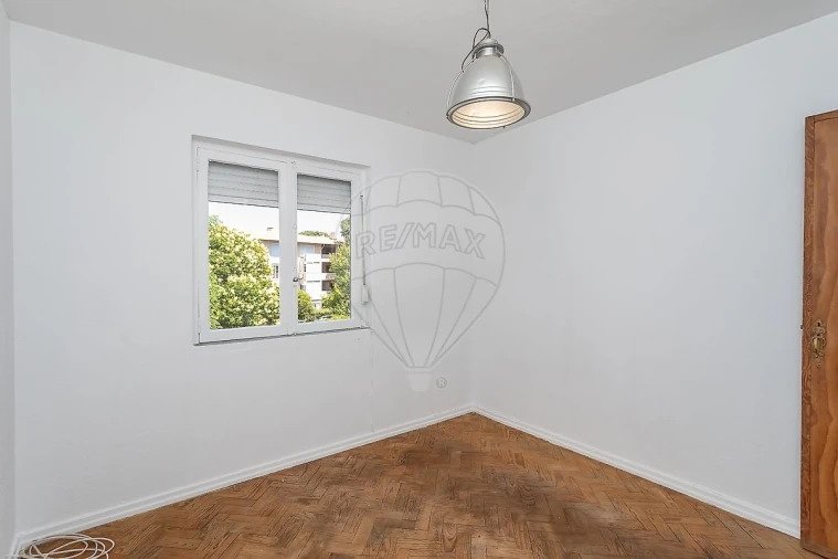 Apartamento T3 para Venda em Olivais Foto 9