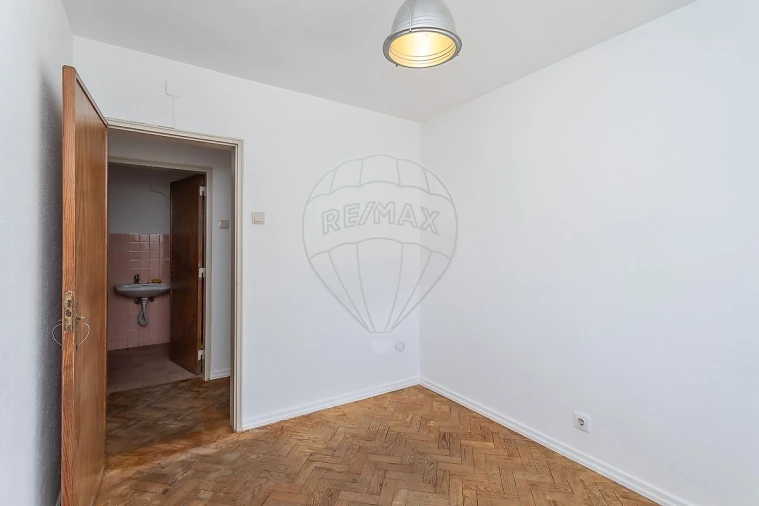 Apartamento T3 para Venda em Olivais Foto 12