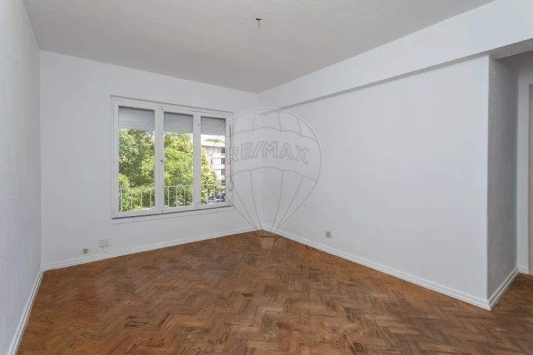 Apartamento T3 para Venda em Olivais Foto 4