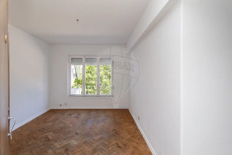 Apartamento T3 para Venda em Olivais Foto 3