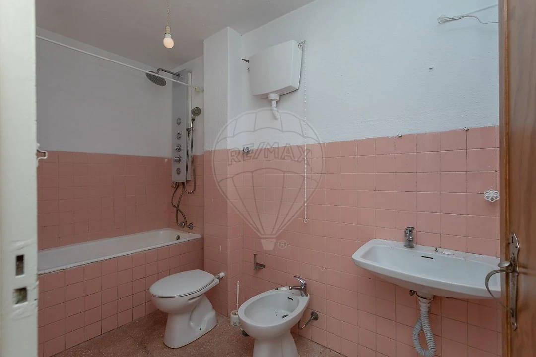 Apartamento T3 para Venda em Olivais Foto 13