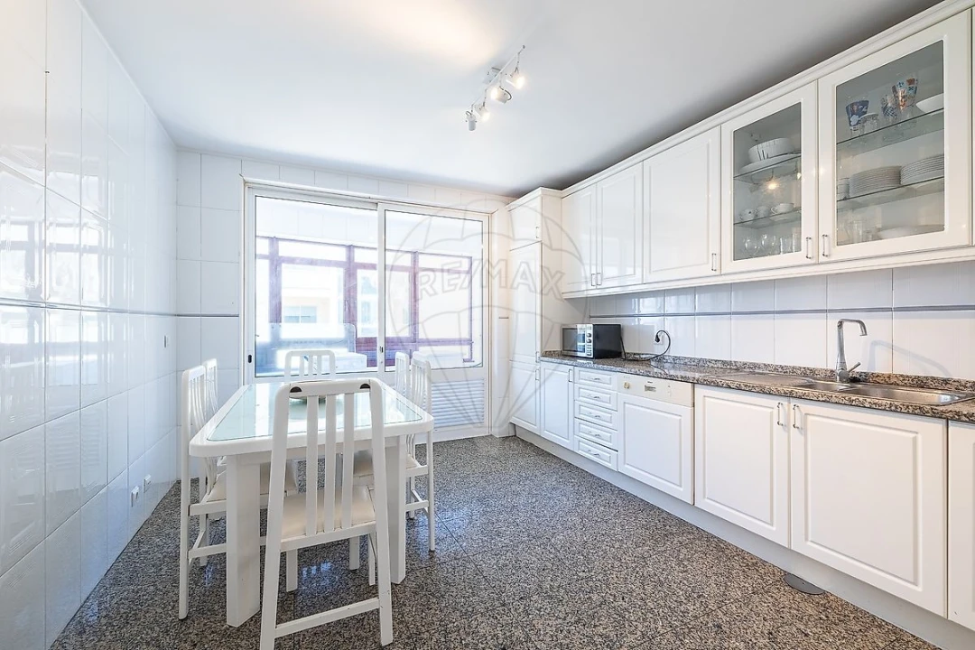 Apartamento T3 para Venda em Canidelo Foto 7