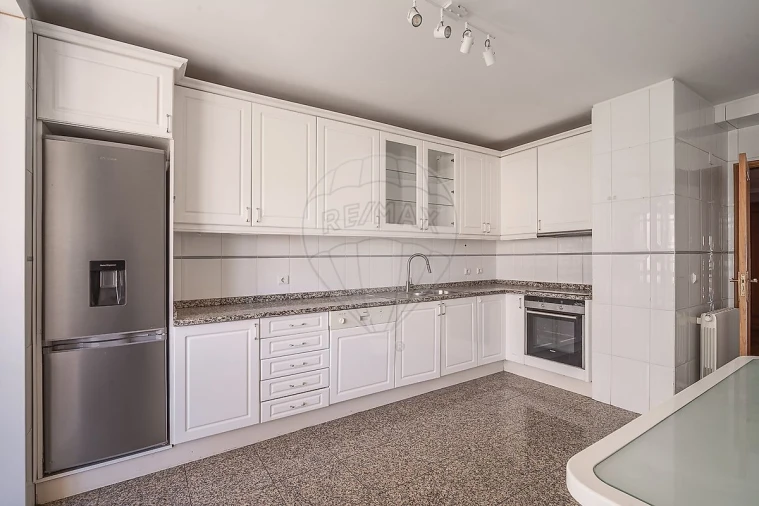 Apartamento T3 para Venda em Canidelo Foto 30