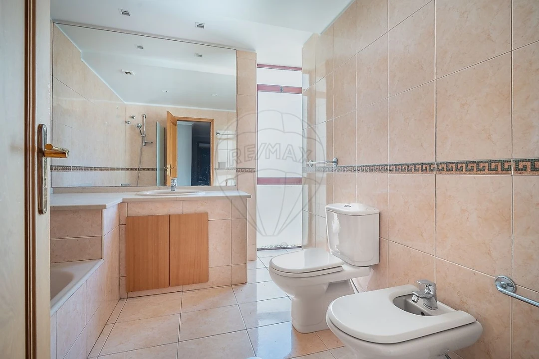 Apartamento T3 para Arrendamento em Canidelo Foto 23