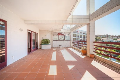 Apartamento T3 para Arrendamento em Canidelo