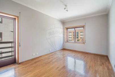 Apartamento T3 para Arrendamento em Canidelo
