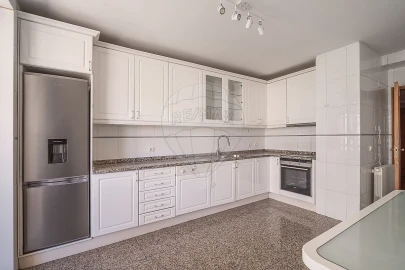 Apartamento T3 para Arrendamento em Canidelo