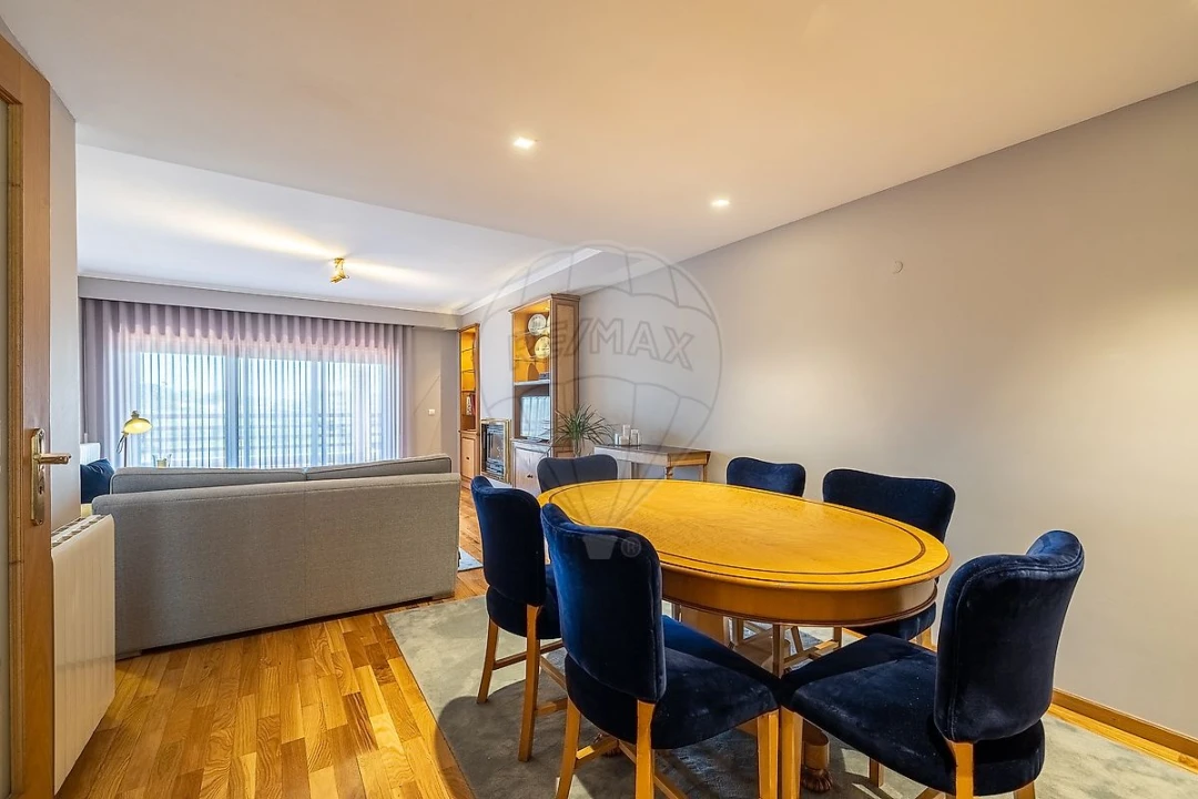 Apartamento T3 para Arrendamento em Canidelo Foto 33