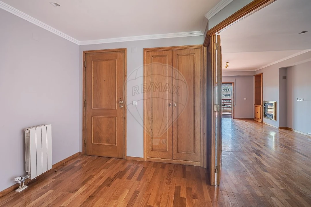 Apartamento T3 para Arrendamento em Canidelo Foto 14