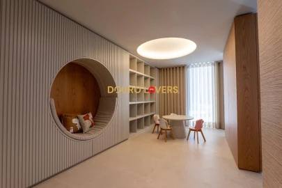Apartamento T4 para Venda em Santa Marinha e São Pedro da Afurada
