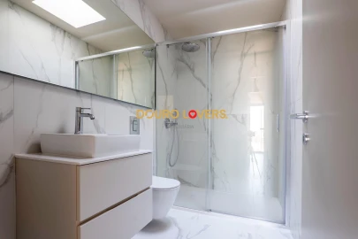 Apartamento T4 para Venda em Santa Marinha e São Pedro da Afurada