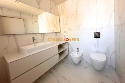 Apartamento T4 para Venda em Santa Marinha e São Pedro da Afurada