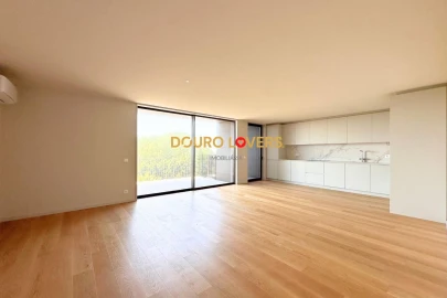 Apartamento T4 para Venda em Santa Marinha e São Pedro da Afurada
