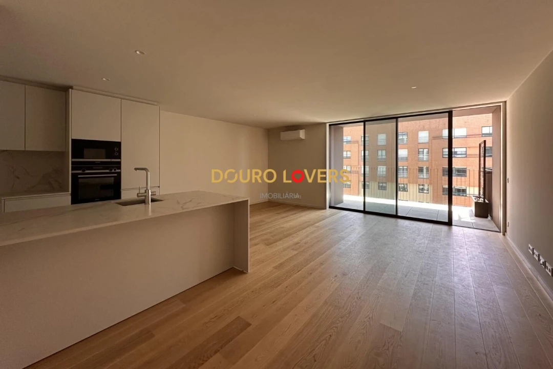 Apartamento T3 para Venda em Santa Marinha e São Pedro da Afurada Foto 5