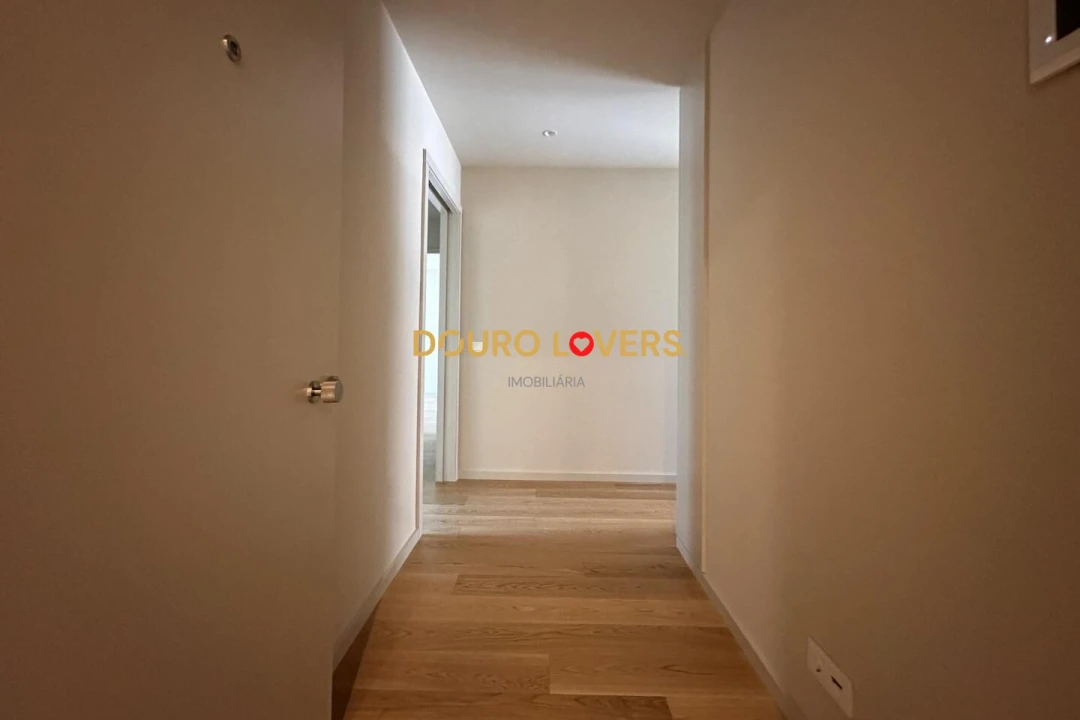 Apartamento T3 para Venda em Santa Marinha e São Pedro da Afurada Foto 7