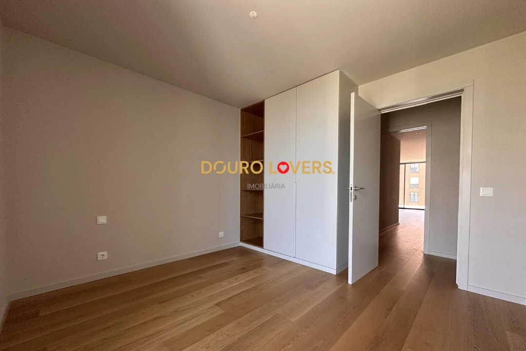 Apartamento T3 para Venda em Santa Marinha e São Pedro da Afurada Foto 8