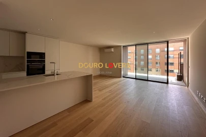 Apartamento T3 para Venda em Santa Marinha e São Pedro da Afurada