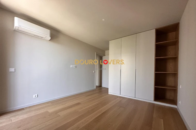 Apartamento T3 para Venda em Santa Marinha e São Pedro da Afurada Foto 11