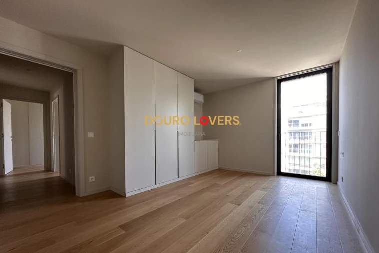 Apartamento T3 para Venda em Santa Marinha e São Pedro da Afurada Foto 13