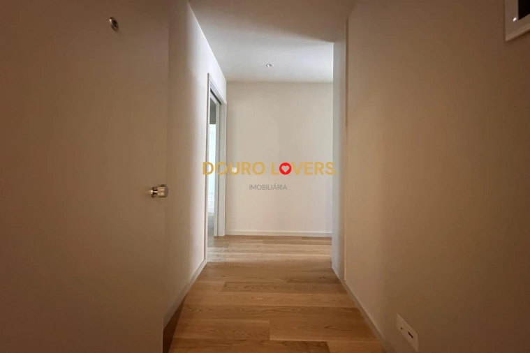 Apartamento T3 para Venda em Santa Marinha e São Pedro da Afurada Foto 7