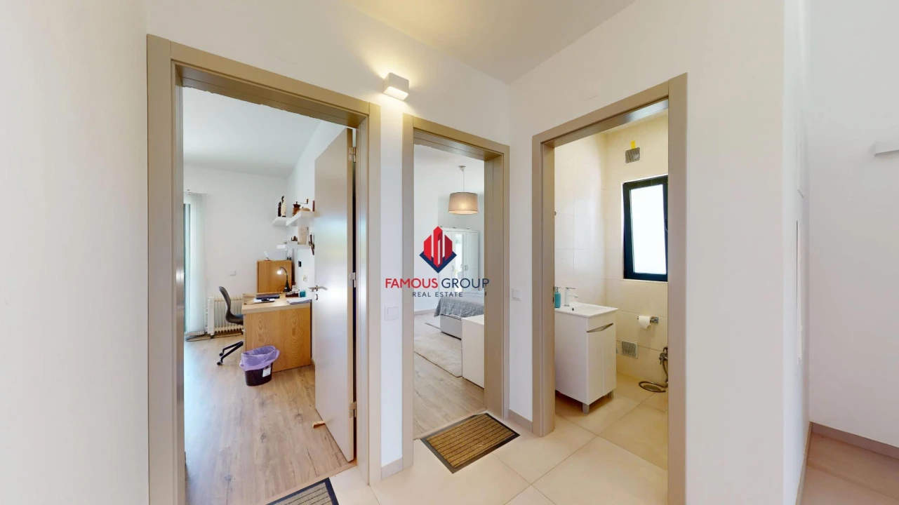 Moradia T4 para Venda em Alvor Foto 12