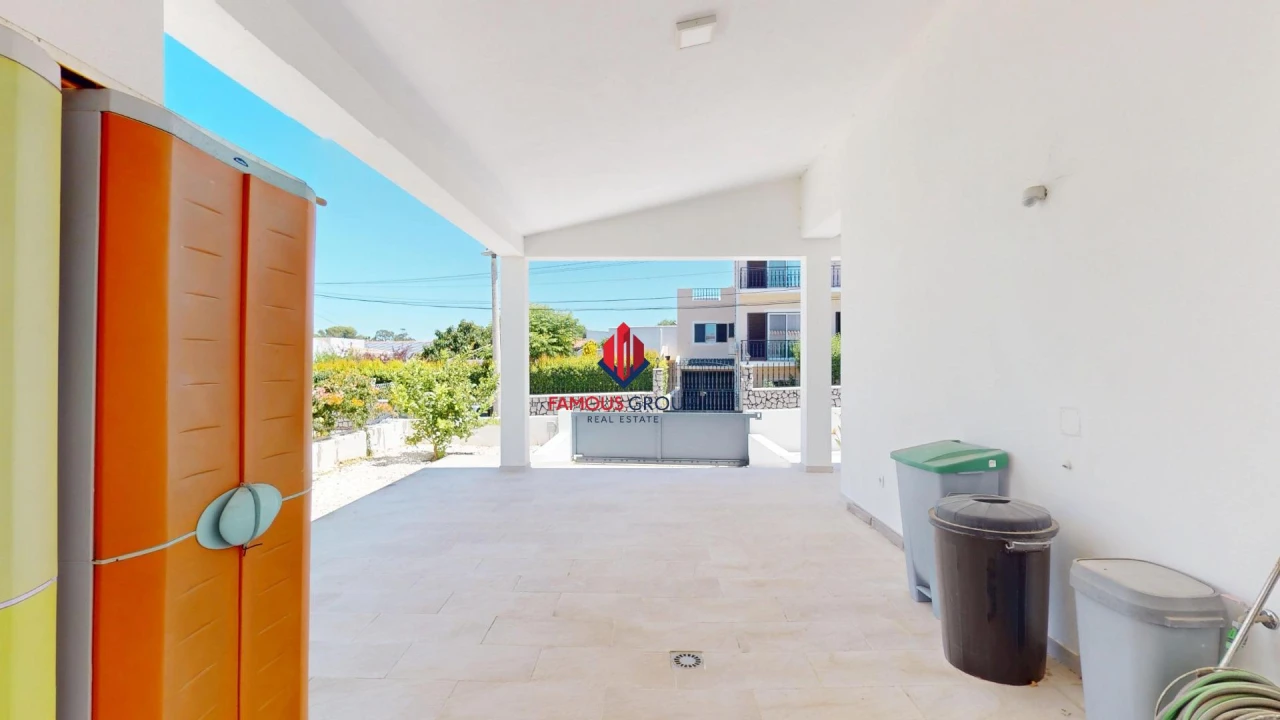 Moradia T4 para Venda em Alvor Foto 41