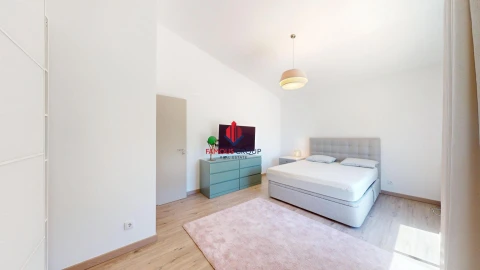 Moradia T4 para Venda em Alvor