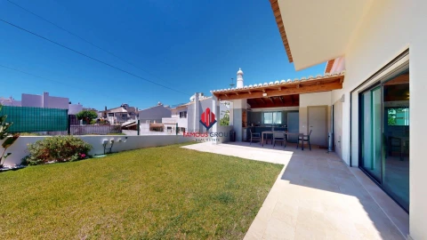 Moradia T4 para Venda em Alvor