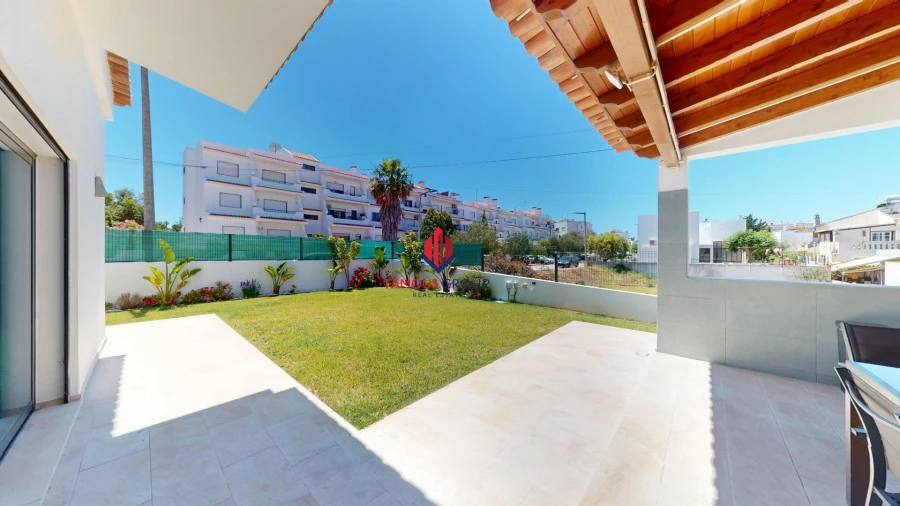 Moradia T4 para Venda em Alvor Foto 37