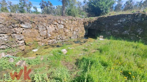 Moradia T1 para Venda em Ázere e Covelo