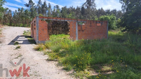 Moradia T1 para Venda em Ázere e Covelo