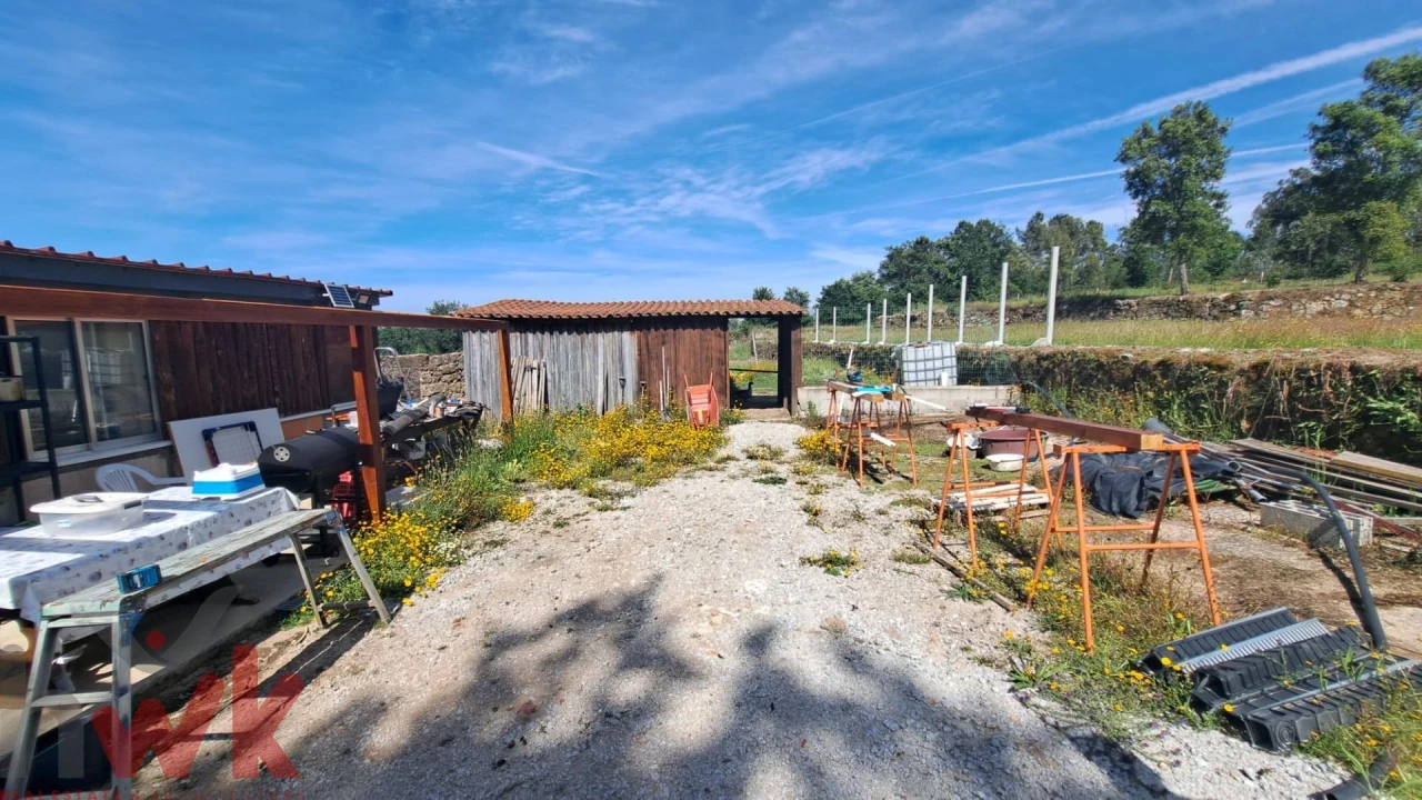 Moradia T1 para Venda em Ázere e Covelo Foto 15