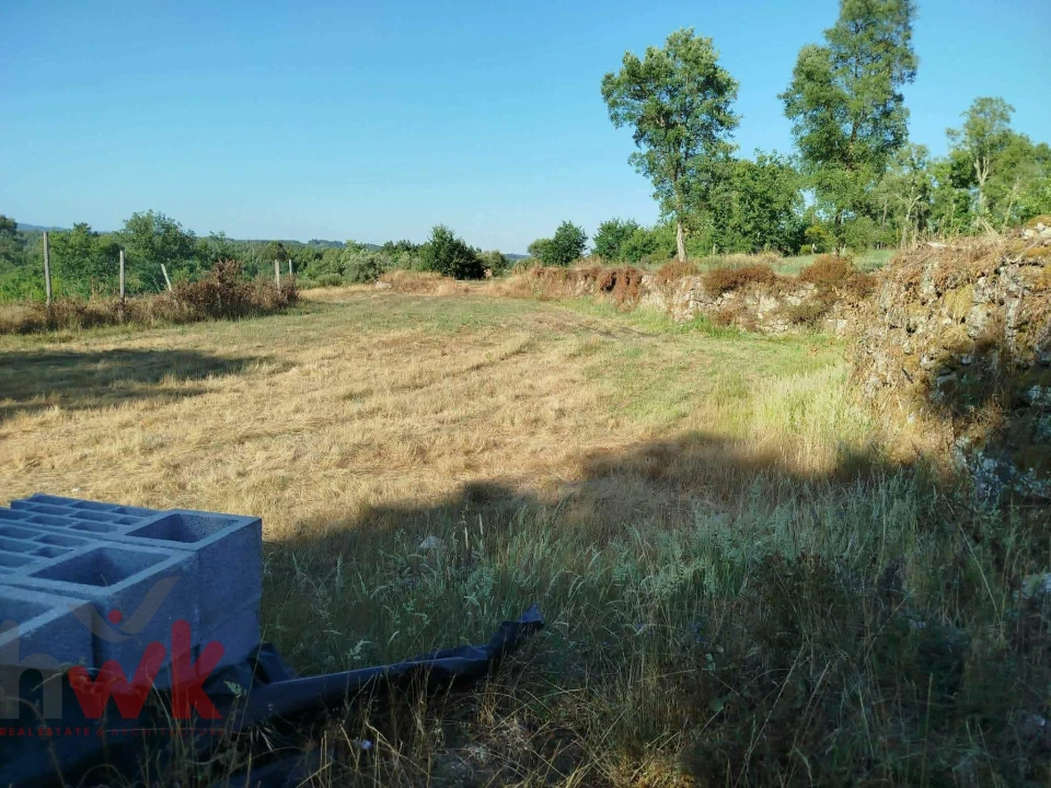 Moradia T1 para Venda em Ázere e Covelo Foto 22